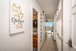 Beach Bliss Retreat | Walk to Surf & Dining