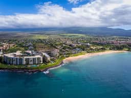 Beach Retreat | Walk to Maui’s Best Shores