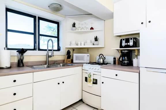 Cruz Bay Oasis | Walk to Beach & Restaurants