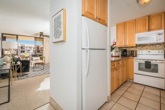 Luxury Maui Condo | Ocean Views + Resort Perks