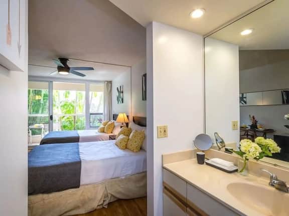 Beachfront Studio | Walk to Kamaole Beach + Pools