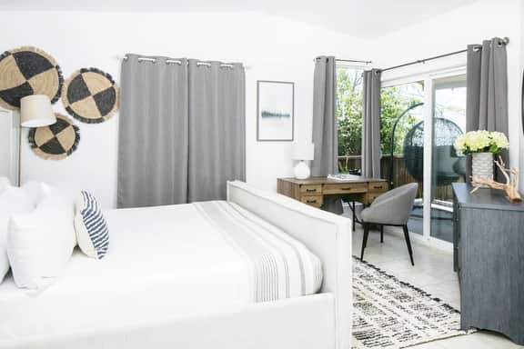 Oceanview Escape | Walk to Cruz Bay & Beaches